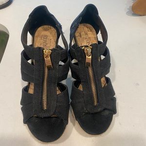 Merona black zip up wedges